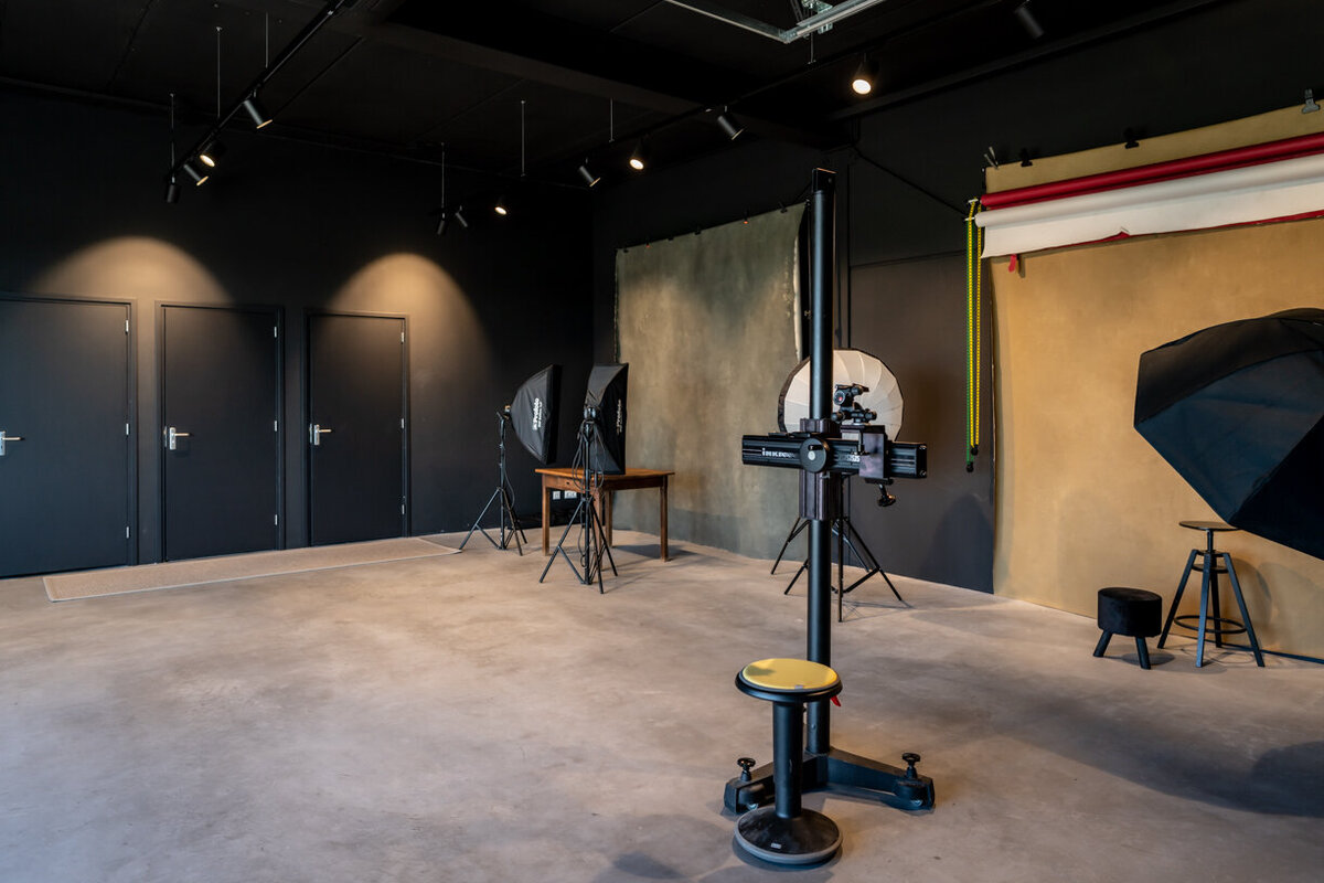 Studio-3