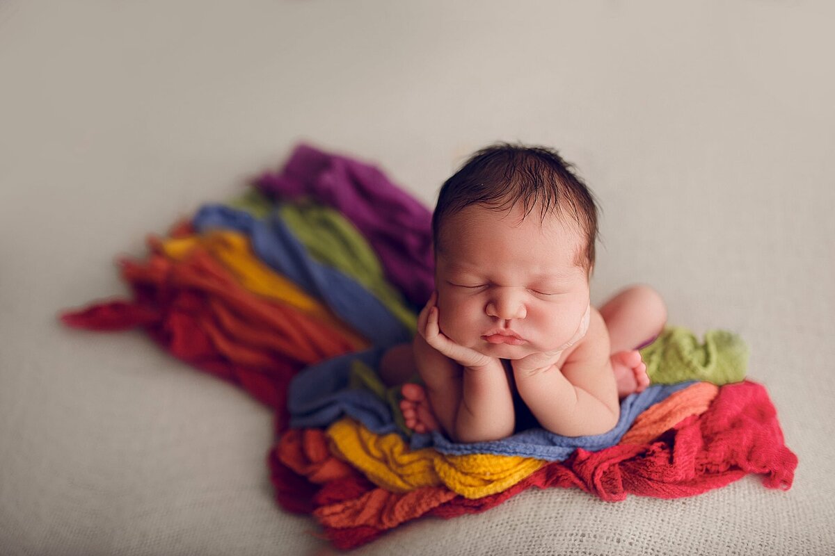 newborn gallery | 69790506_3033110780095682_1396662616641765376_o