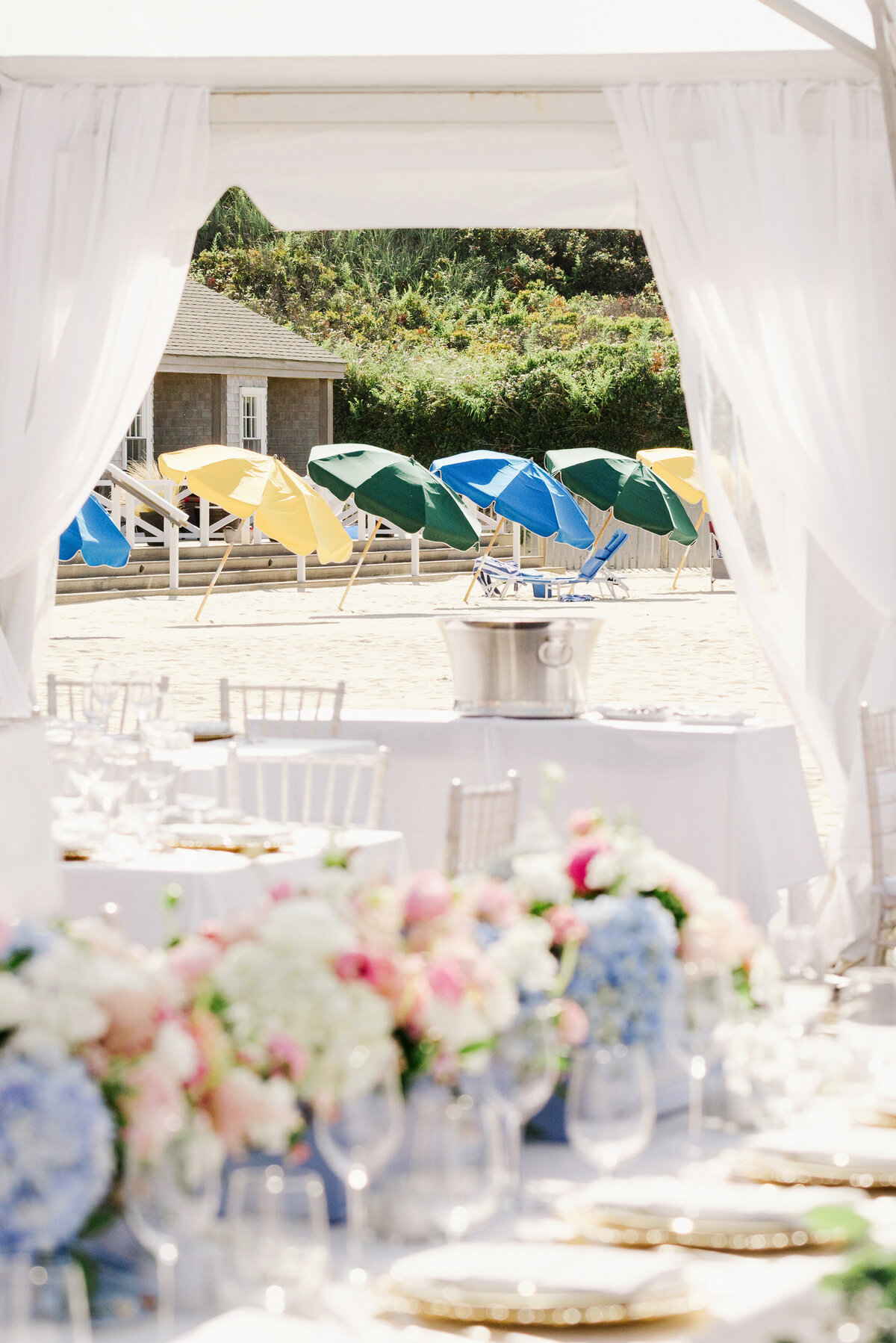 galley-beach-umbrellas
