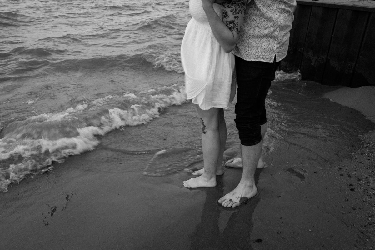 windsor-sandwich-brewery-engagement-session0029