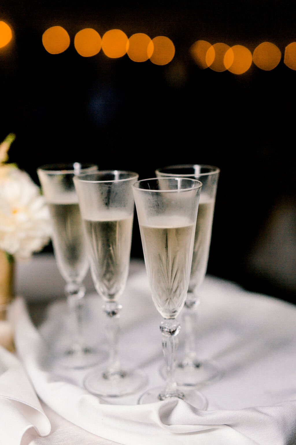 toronto-wedding-soft-airy-photographer-richelle-hunter-anna-rob-elsie-perrin-618