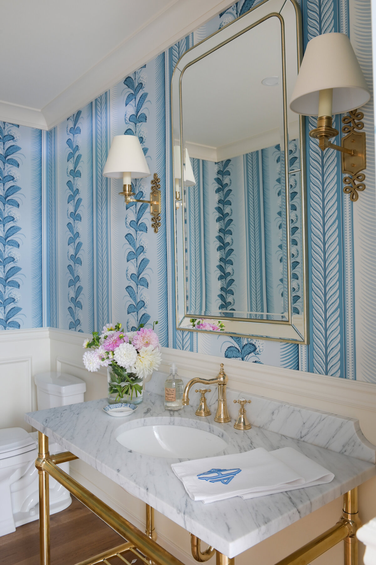 Karla_Amadatsu_14th_Avenue_August_20222-Edit