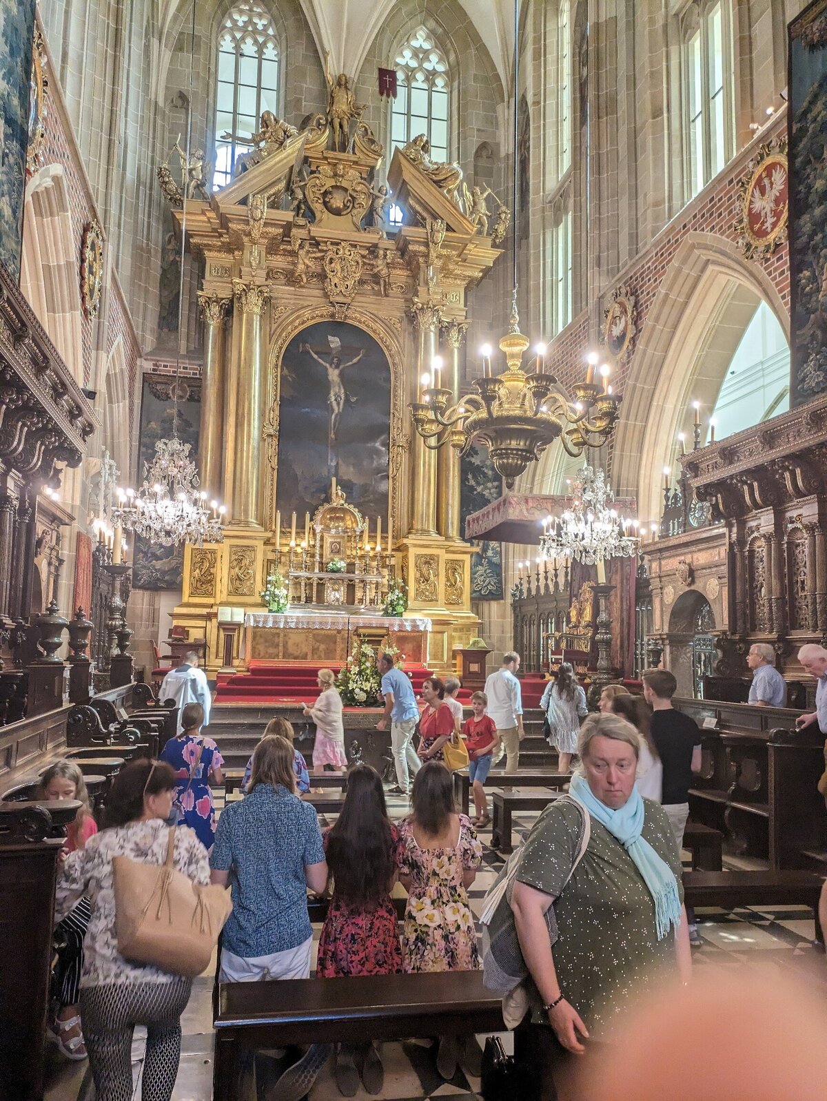 Wawel_Cathedral_Krakow_20230827_101724069_1736x2312