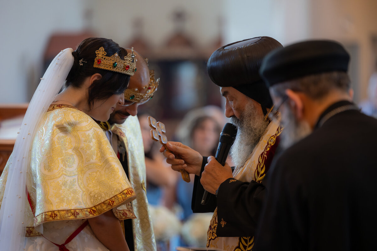Couple et cérémonie de mariage religieux Montréal