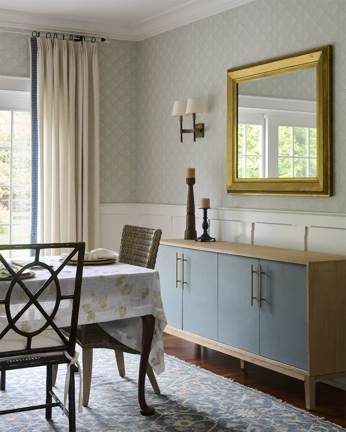 lantern_lores_dining_02