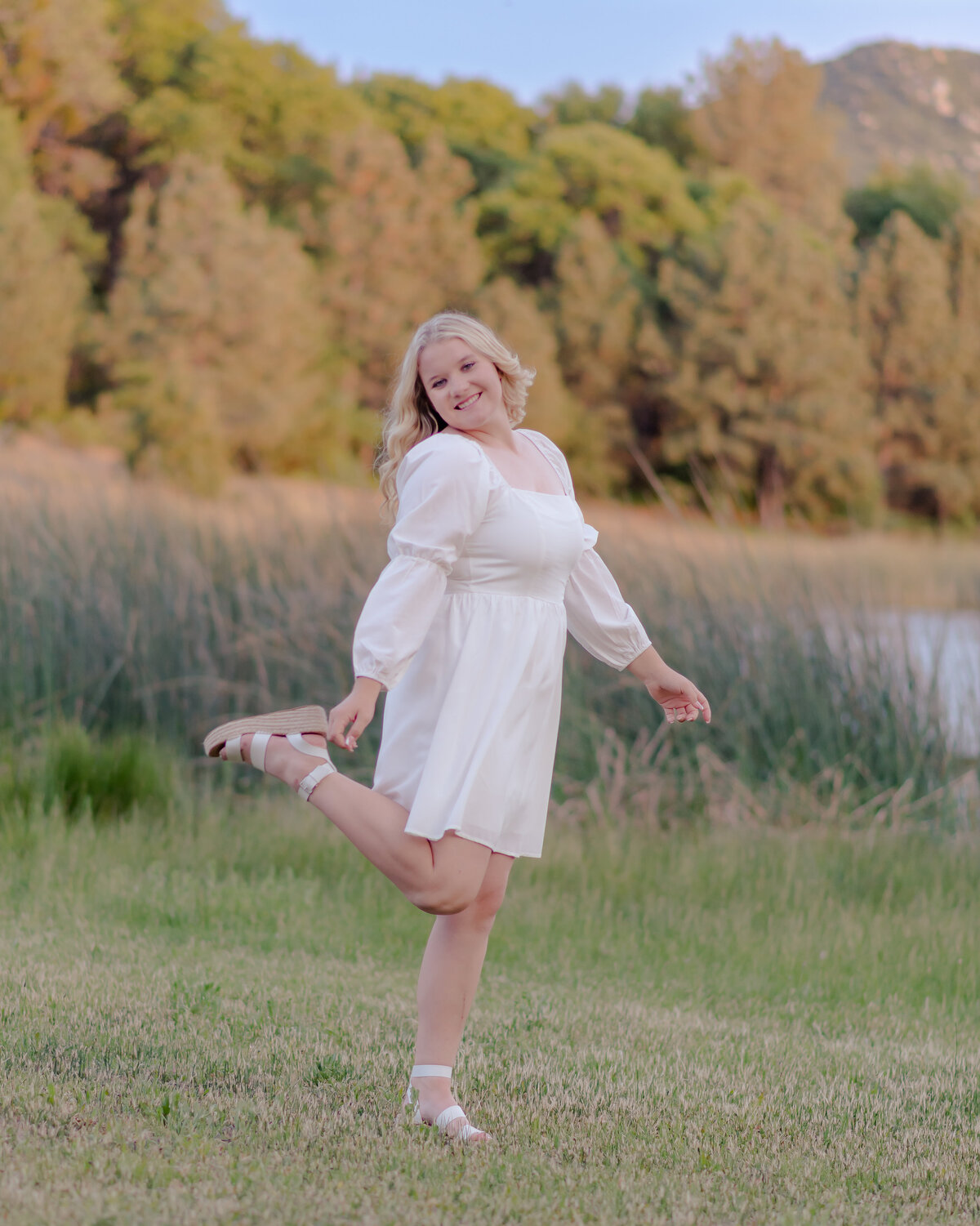 Abby-SeniorPortraits-23