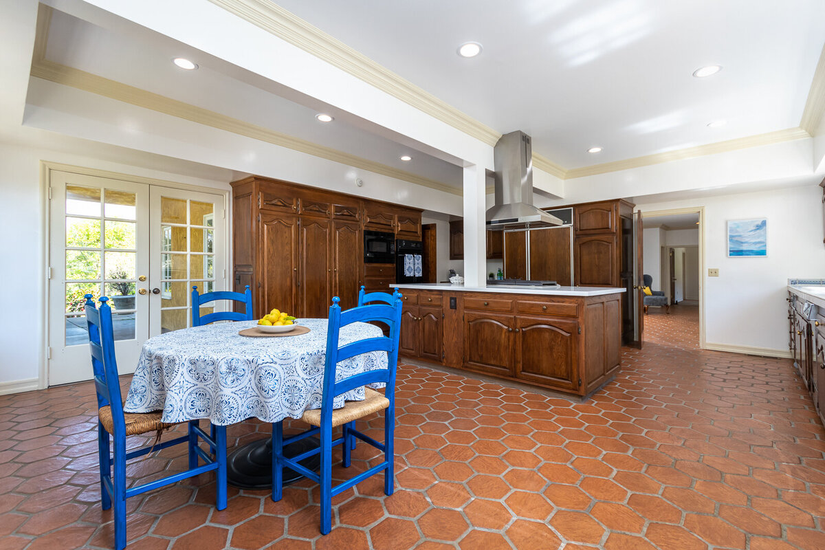GYP_832 Highland Dr_028_MLS