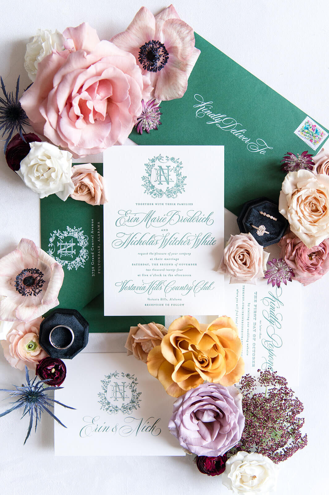Romantic and timeless wedding photography