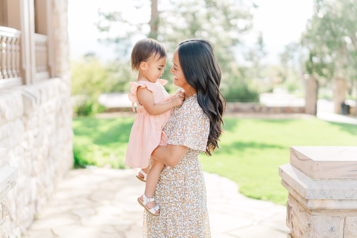 Spring Lilac Family Portraits Highlands Ranch Mansion Flowers Romantic Light and Airy Elena Spraguer Photography0022