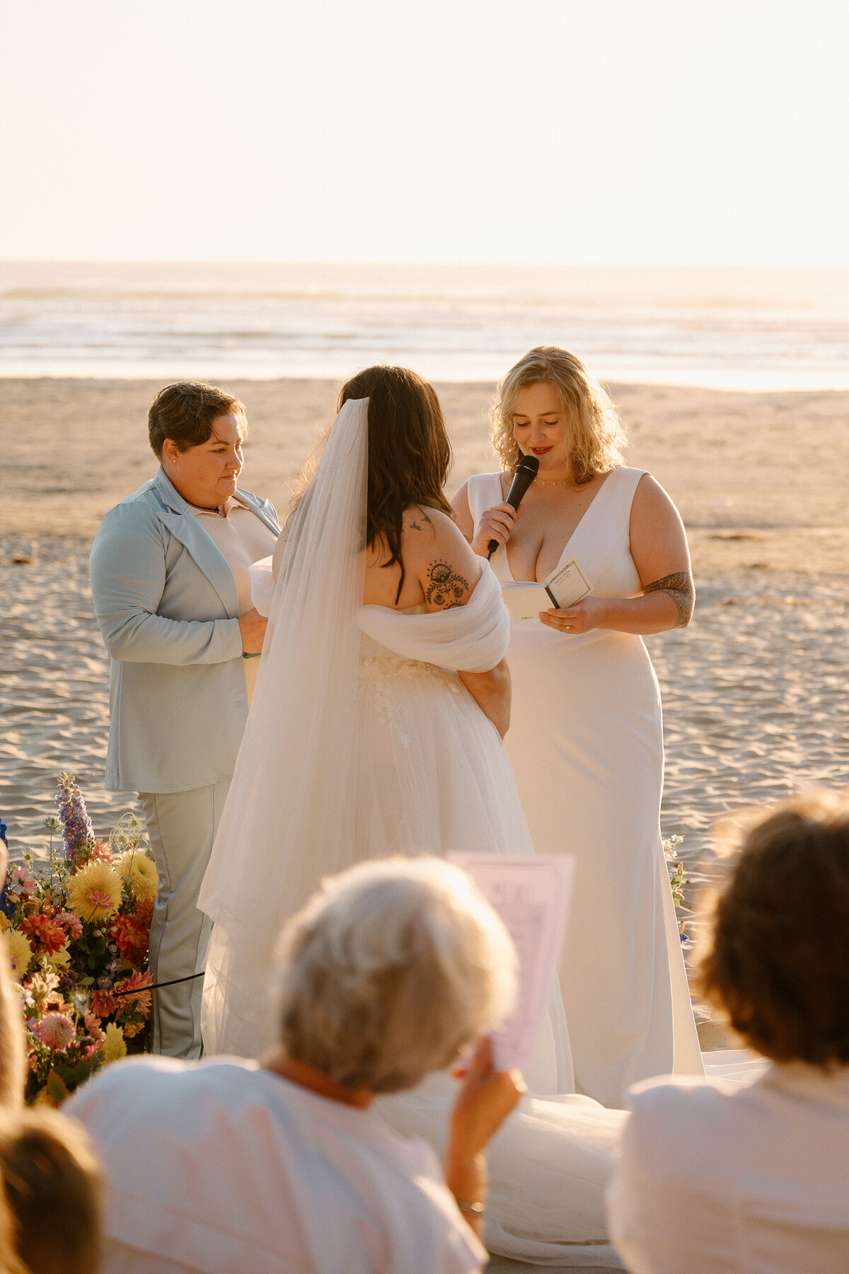 Oregon coast LGBTQ wedding Photos Oregon
