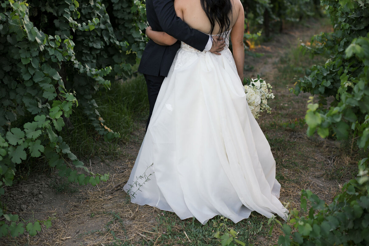 Caitlin&BrianWedding_CouplePortraits_IvoryBlushPhotography82