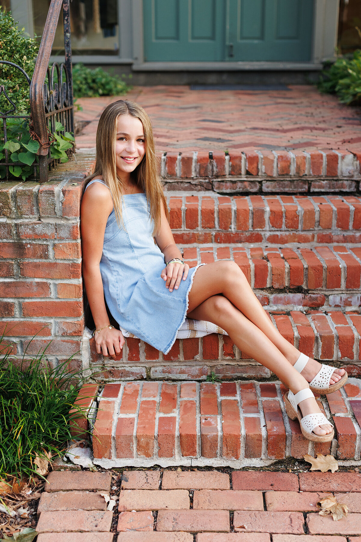 preteenfamilyonstairs