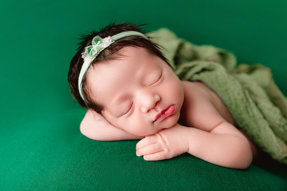 Cypress-Newborn-Photographer-3edit