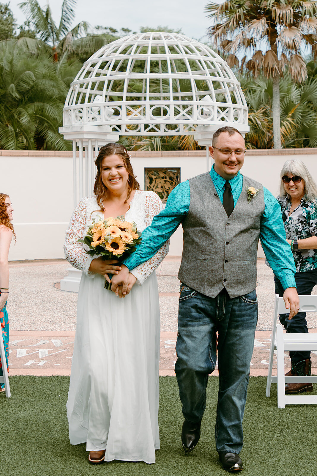 Jessica-Cruz-Photo-Florida-Botanical-Gardens-elope-in-tampa-Chantilly-Chic-7