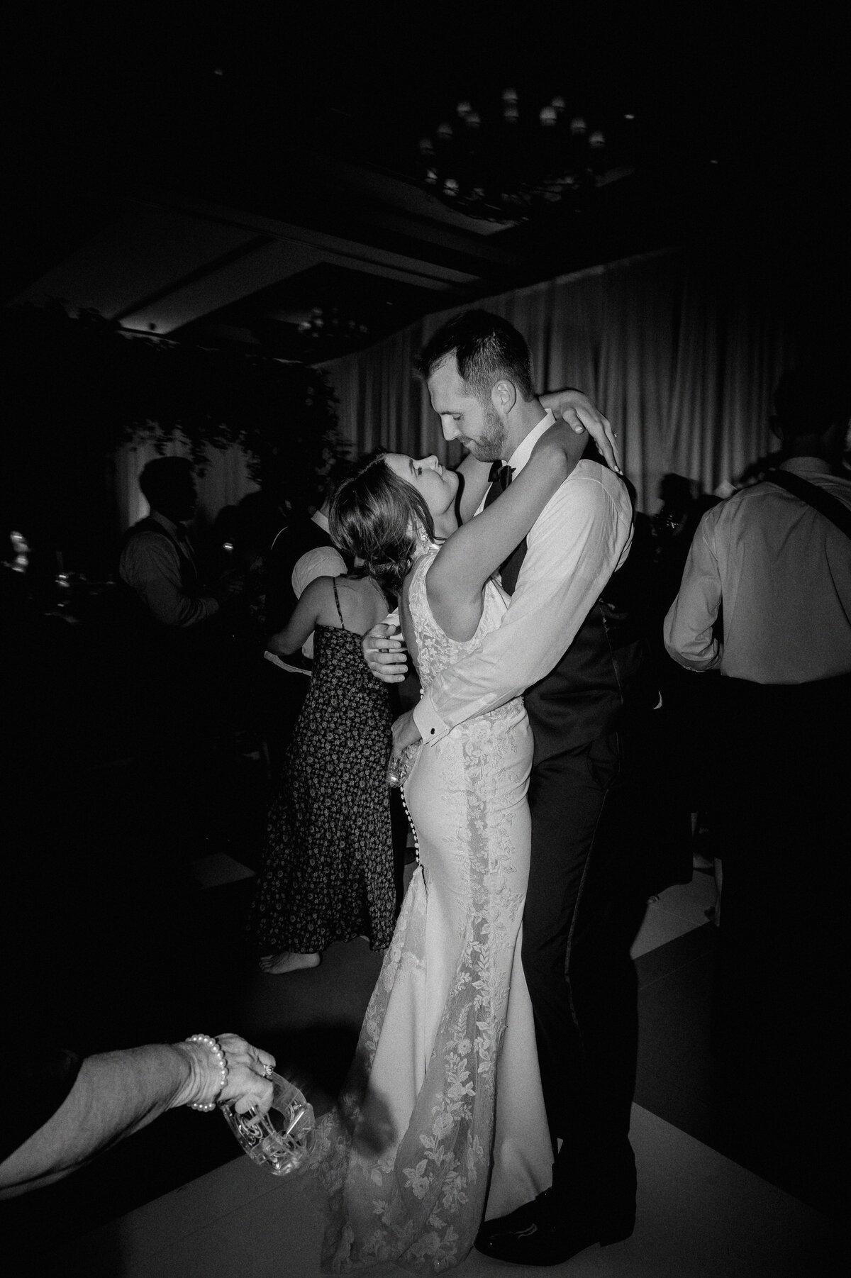 Renaissance Ross Bridge Resort Wedding Photographer-112