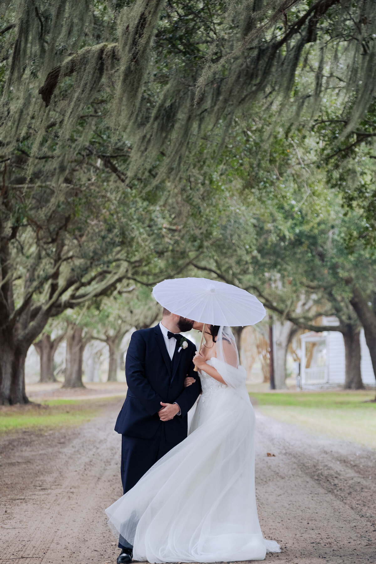 Charleston-wedding-photographer-documentary-film-photographer-destination-wedding-photographer-luxury-weddings-charleston-bridal-portraits65