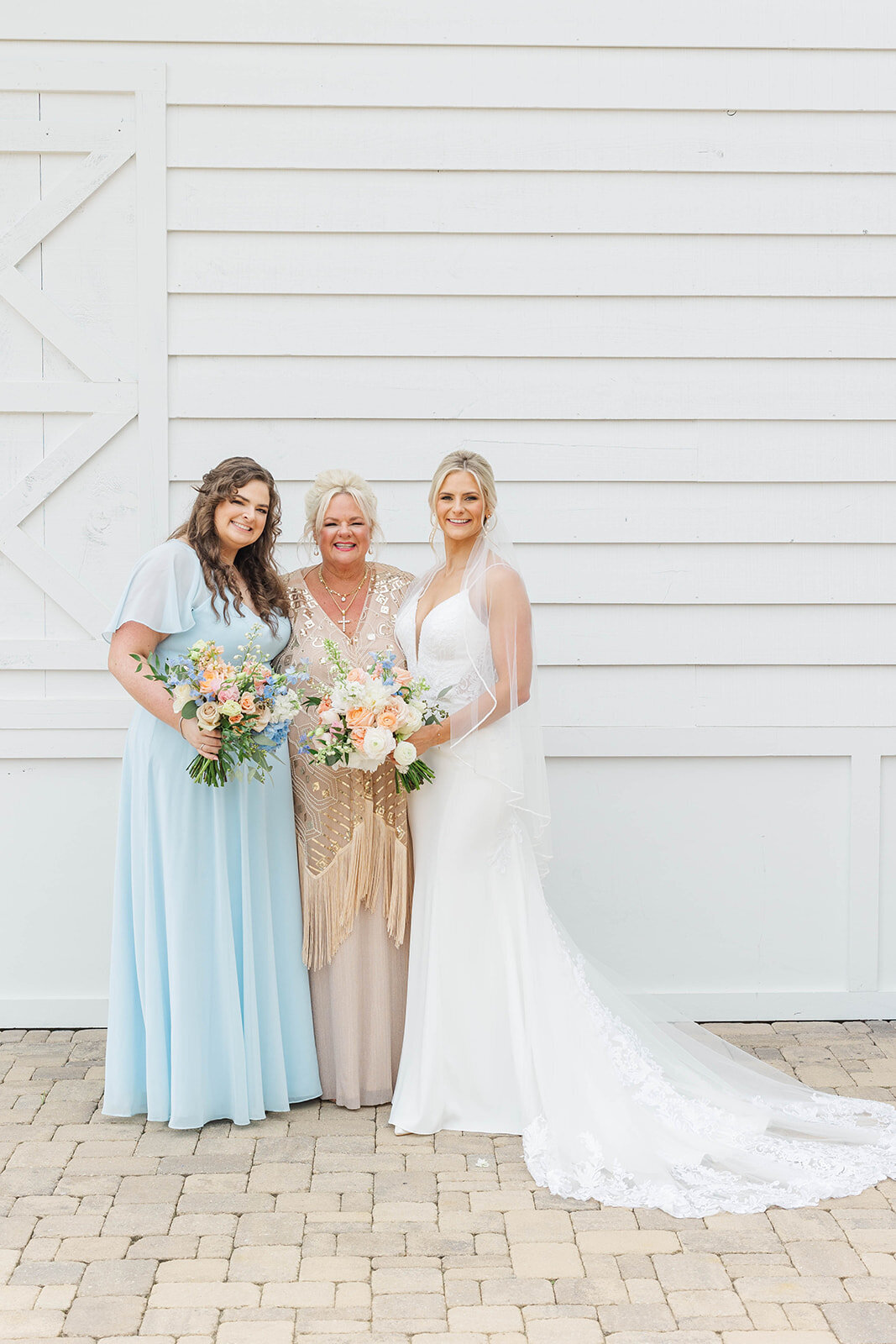 Hix-Wedding-Swan-Lake-Overlook-SNEAKPEEK-85
