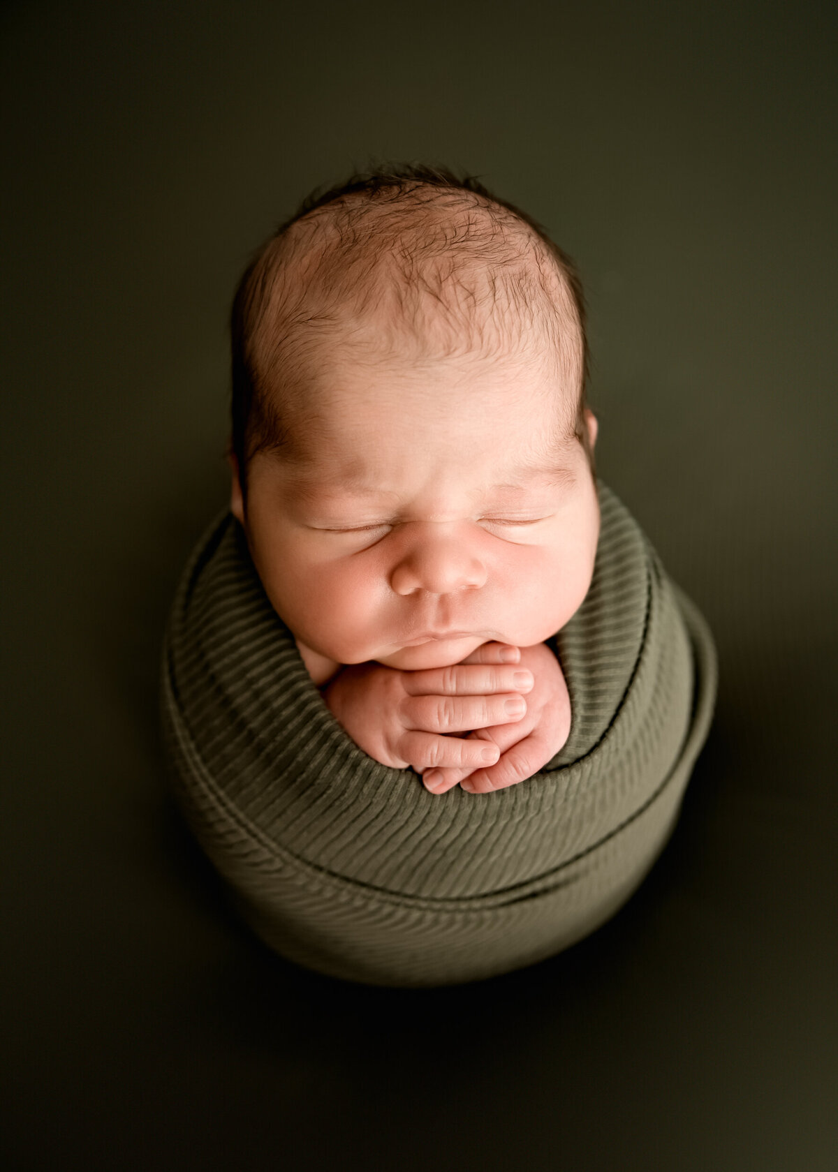 Best Newborn Photographer in the Lehigh Valley studio newborn session-9