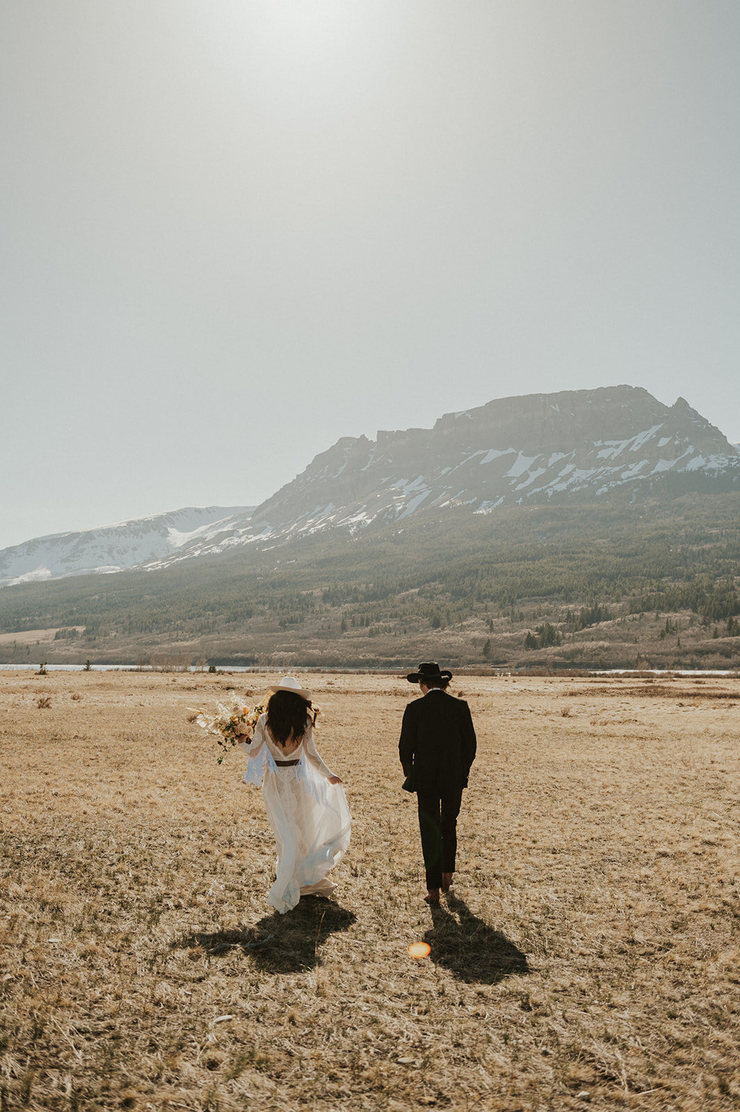 western-boho-glacier-park-elopement-presley-gray-photo-9810