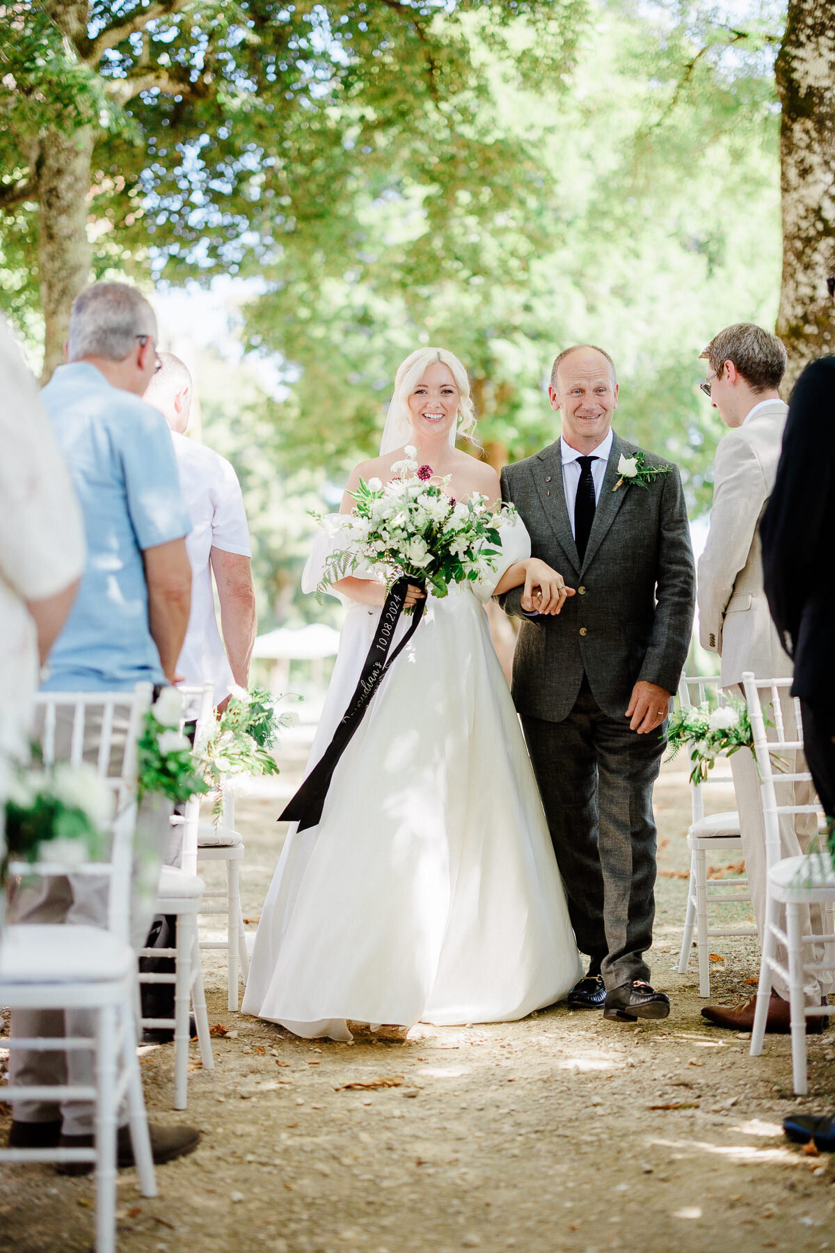 Modern_Chic_Chateau_Valouze_Destination_Wedding_Photographer-82
