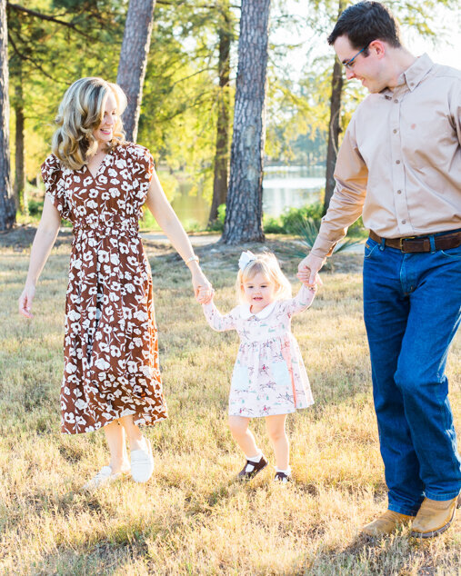 Finn Family_Woodlands TX Family Photographer_Stephanie Ponce Photography_002