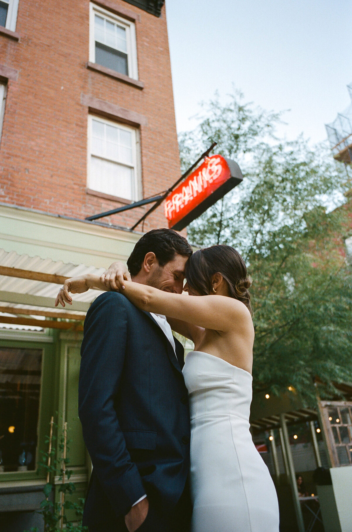 franks-wine-bar-brooklyn-wedding-madeleine-elliott-089