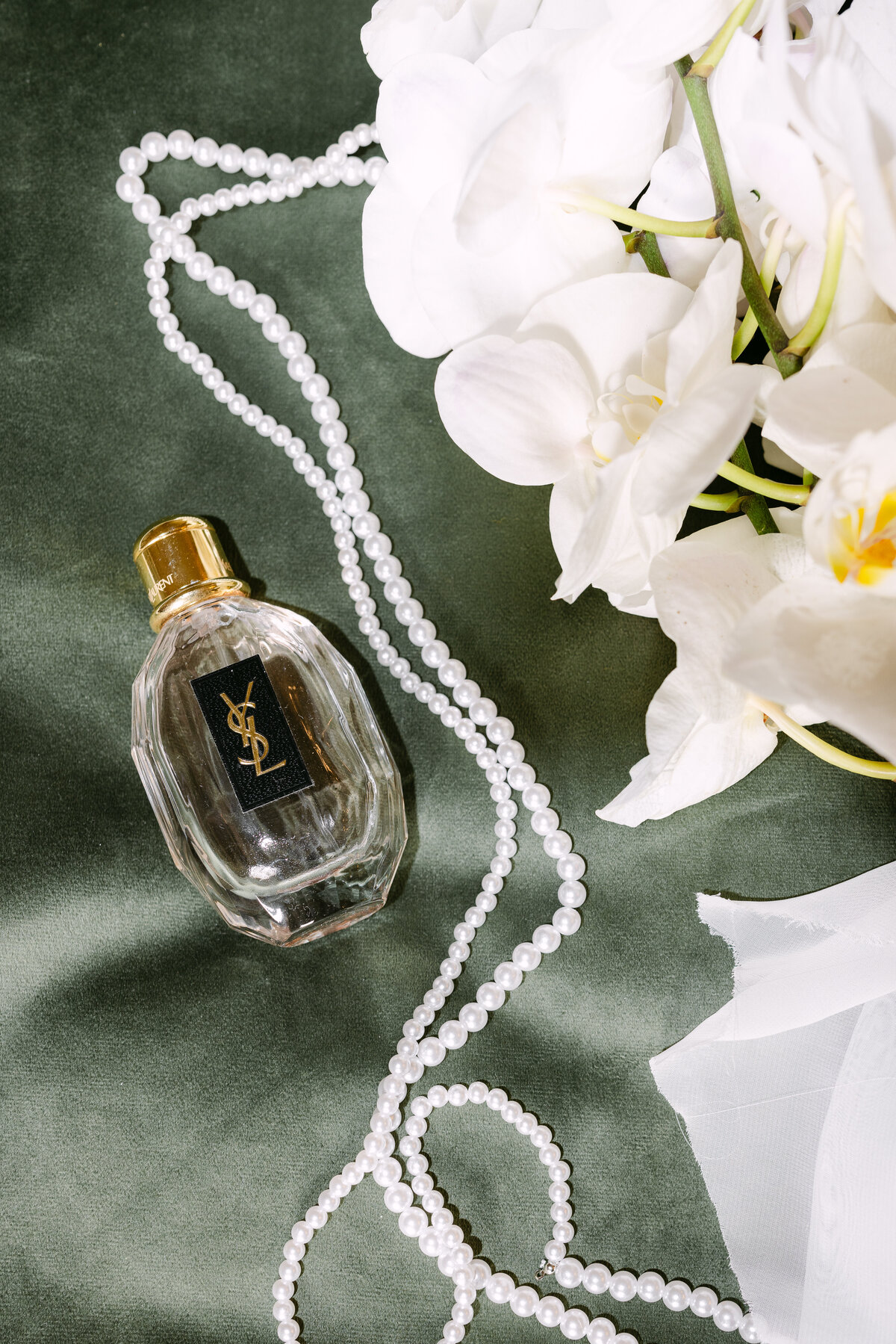 Elsa Daniel photographe- Edito Chateau Aveny-  Flatlay- 1-3