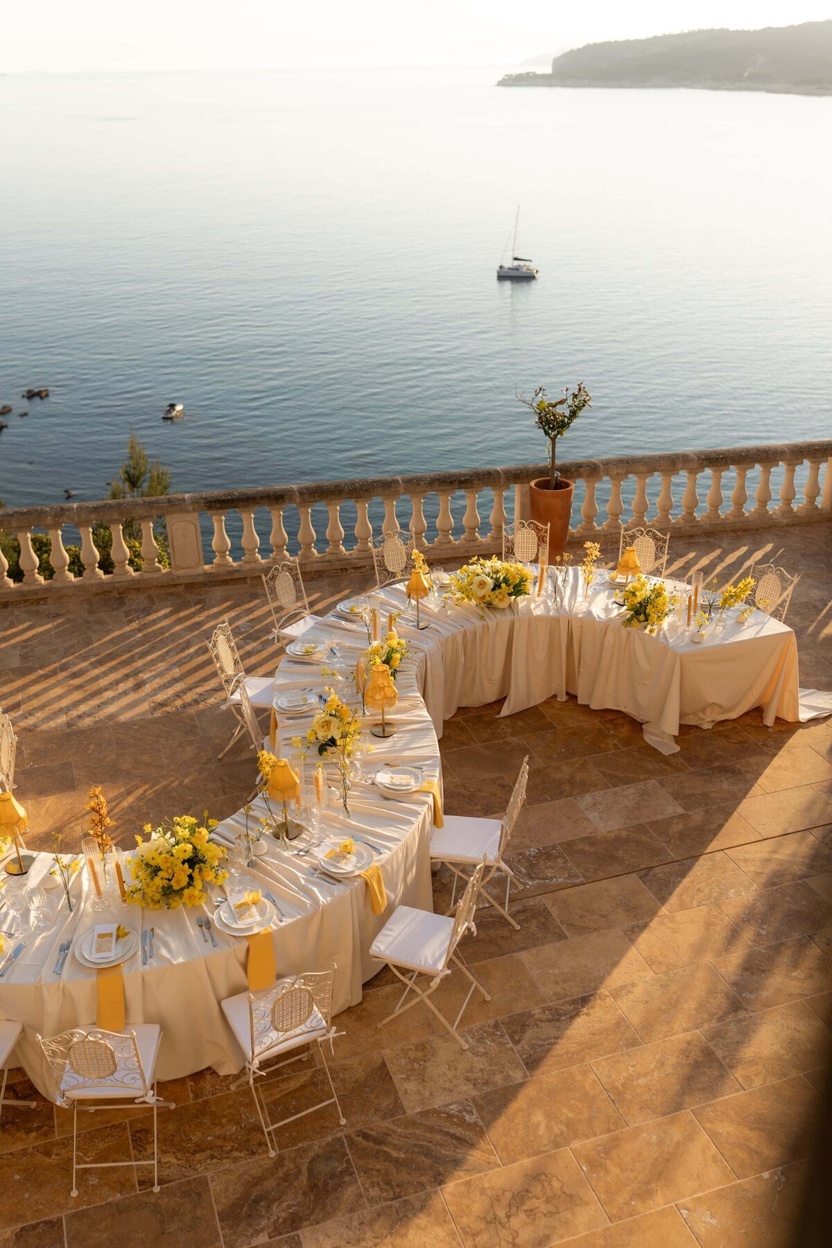 Amel-Montel-Provence-wedding-event-designer-Domaine-de-Canaille-16
