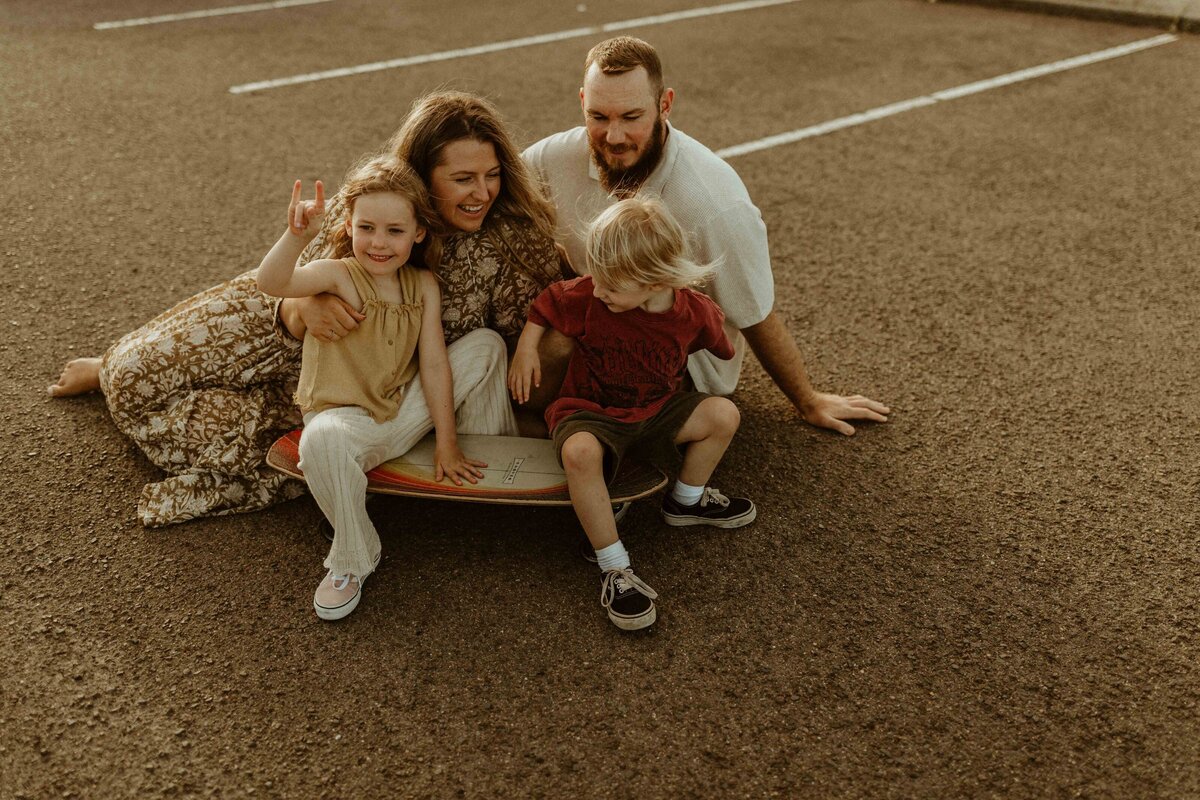 emmawandphotography_bundneena_kurnell_motherhood_sutherlandshirephotographer_cronullaphotographer_motherhood_sydneymotherhoodphotographer_royalnationalpark_familyphotographer_sutherlandshirefamilyphotographer_cronullafamilyphotographer_beachshoot_beachfamilysession_vanlife_urbanfamilyphotographer