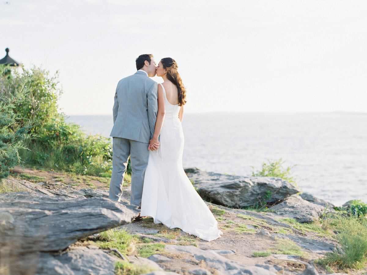 Emily March Photography Wilmington, North Carolina and Destination Wedding Engagement Photographer Heirloom Photography for Memorable Gatherings Light Airy Sentimental Imagery Images Weddings SamuelsWedding_0569