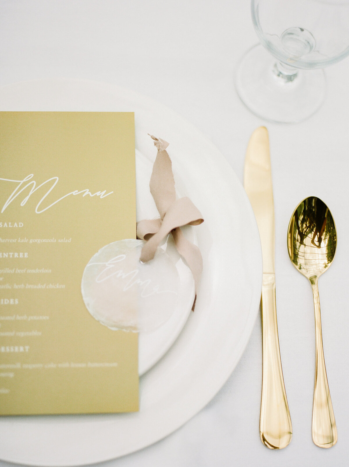 wedding menu, gold flatware, shell table escort cards 