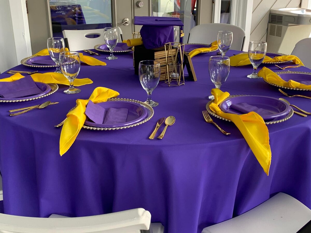 graduation-party-table