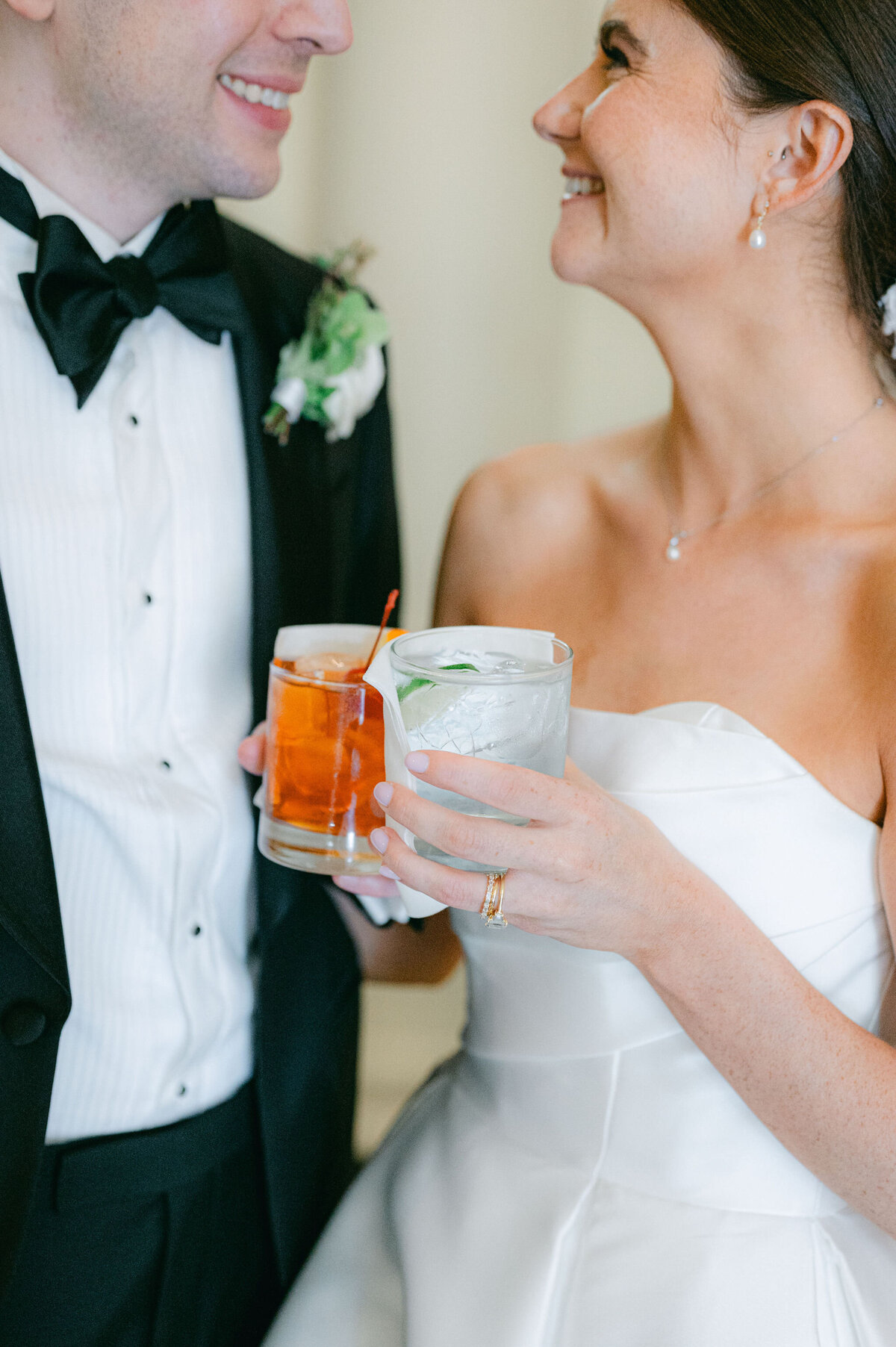 AlexisLunsfordPhotographyEmma&JoeySwanHouseWedding-342