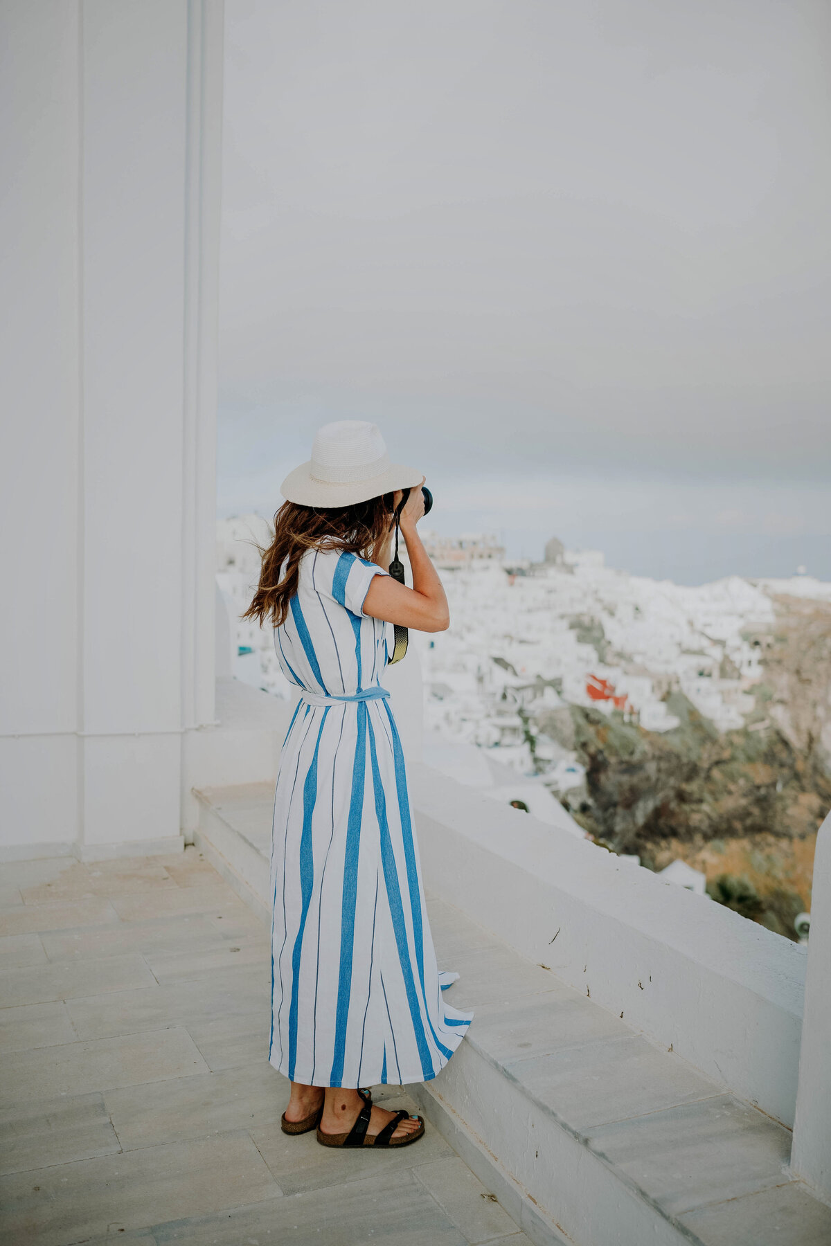 1jamiefindlayphotographygreeceweddingphotographersantorinielopementphotographer-52