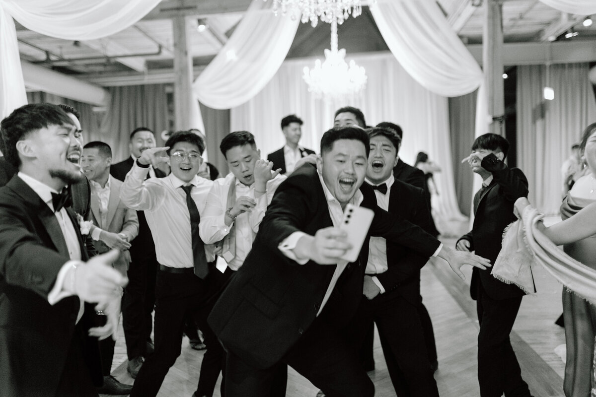 Chicago Wedding.Bridgeport Art Center7927