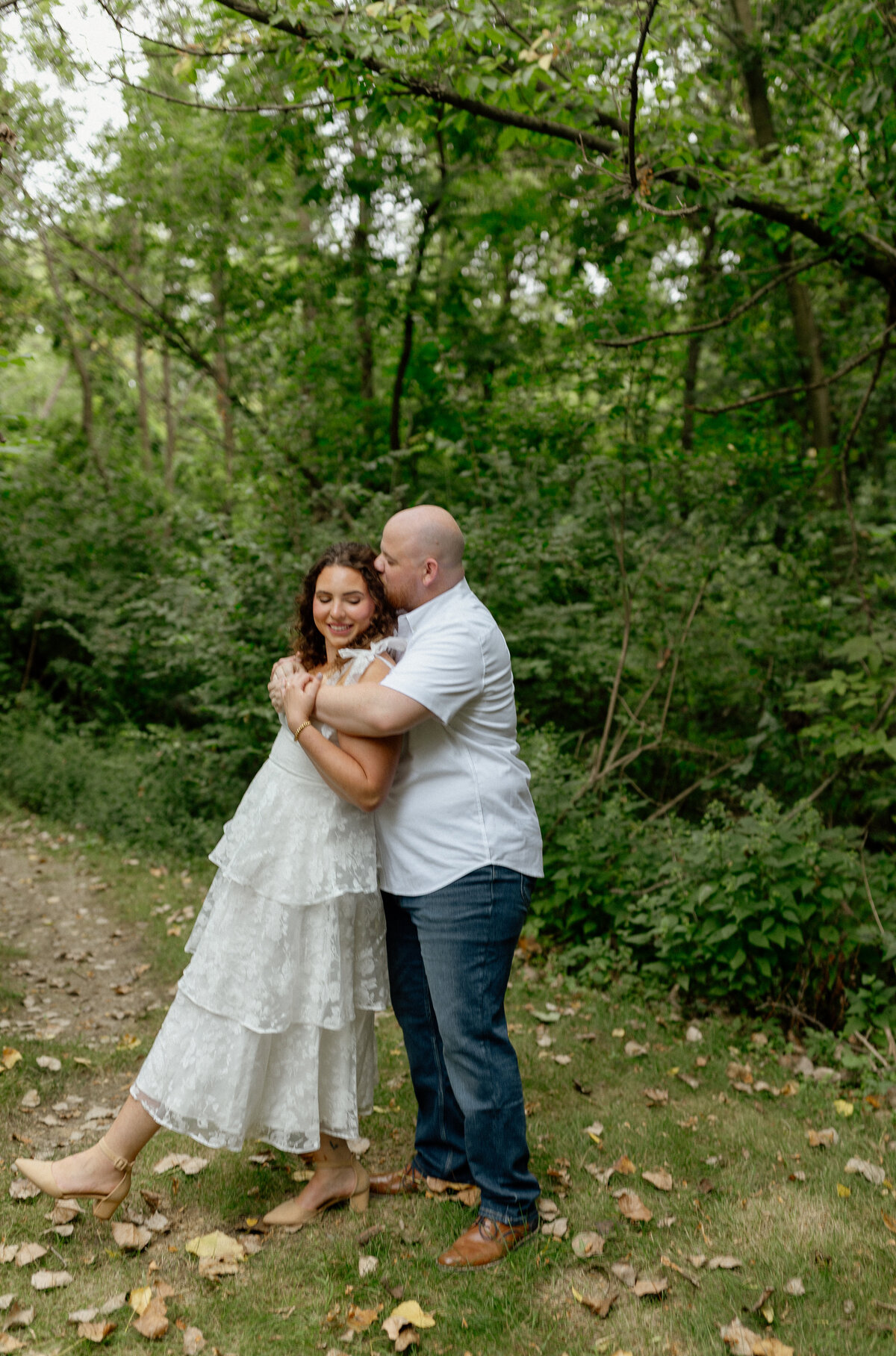 meg-thompson-fort-wayne-engagement-session-doug-katherine-10