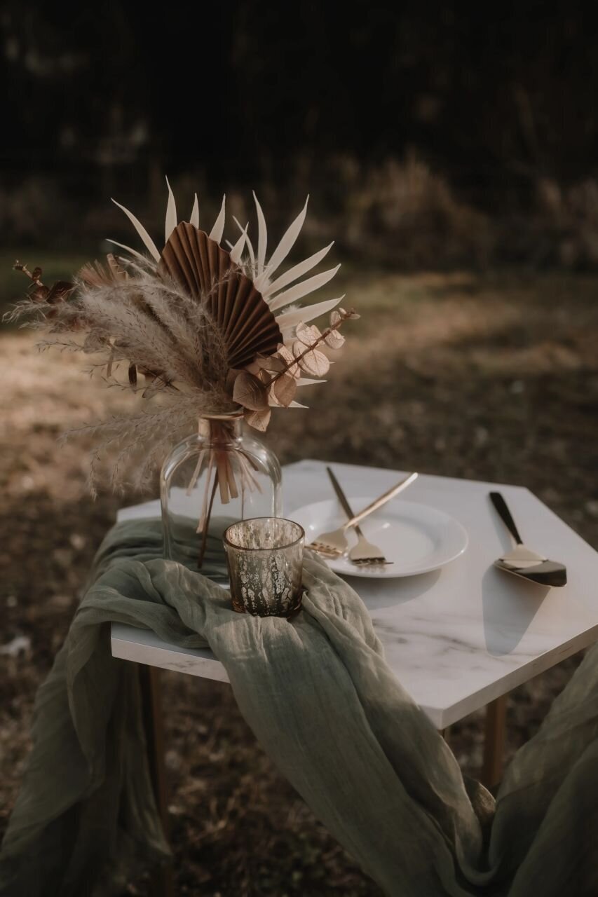 paisley-sunshine-white-rock-canyon-tampa-elope-chantilly-chic-celebrations-10