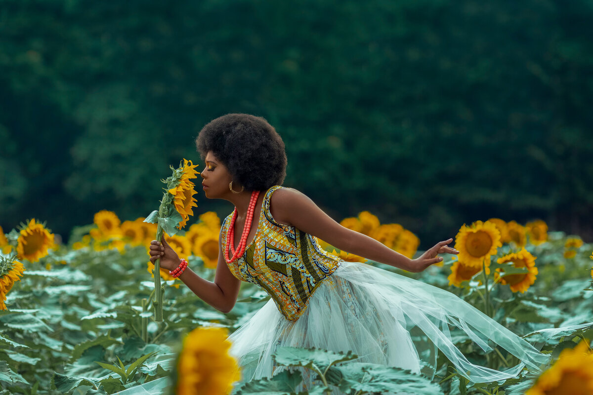 kirakiraartistry_fullsize-2020BethSunflower
