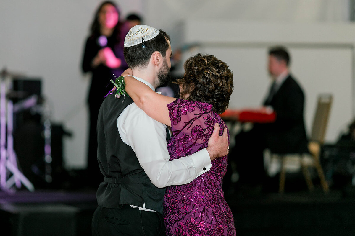 Eliana-Melmed-Photography-Chicago-LosAngeles-Jewish-WeddingPhotography-DInnerSpeeches-00151