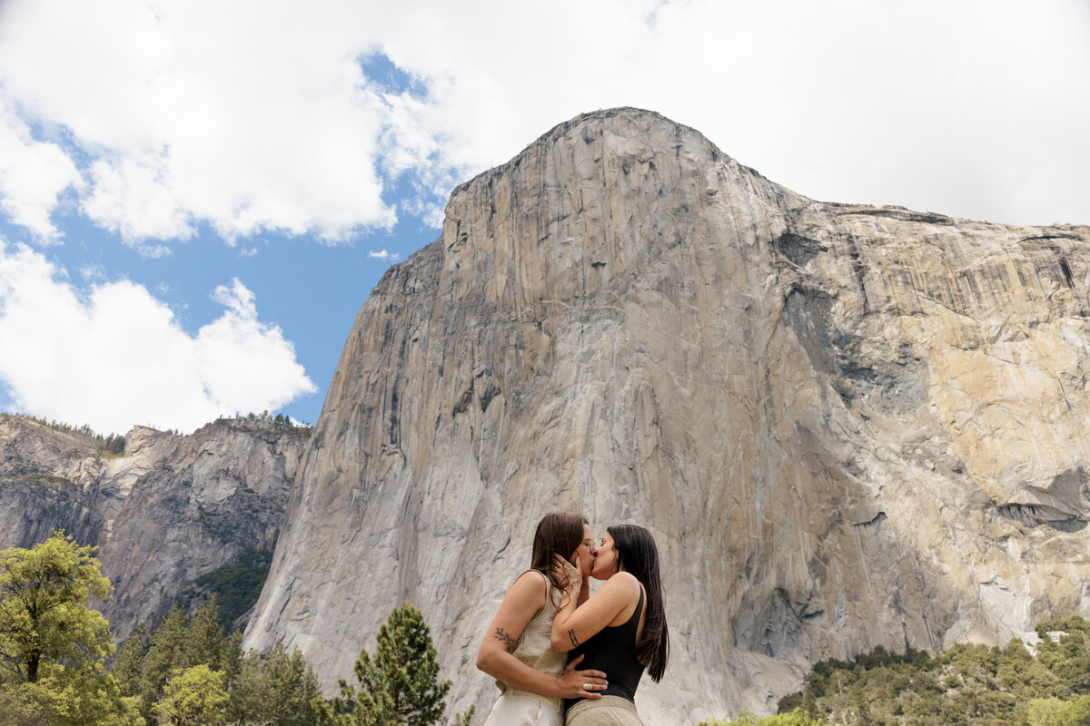 el-cap-yosemite-engagement-session