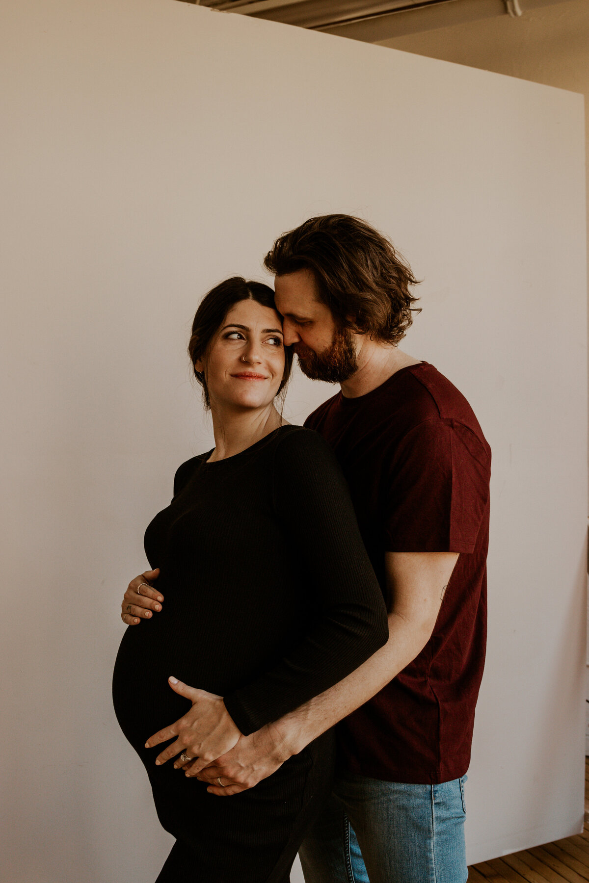 Tess and Zack Maternity_188