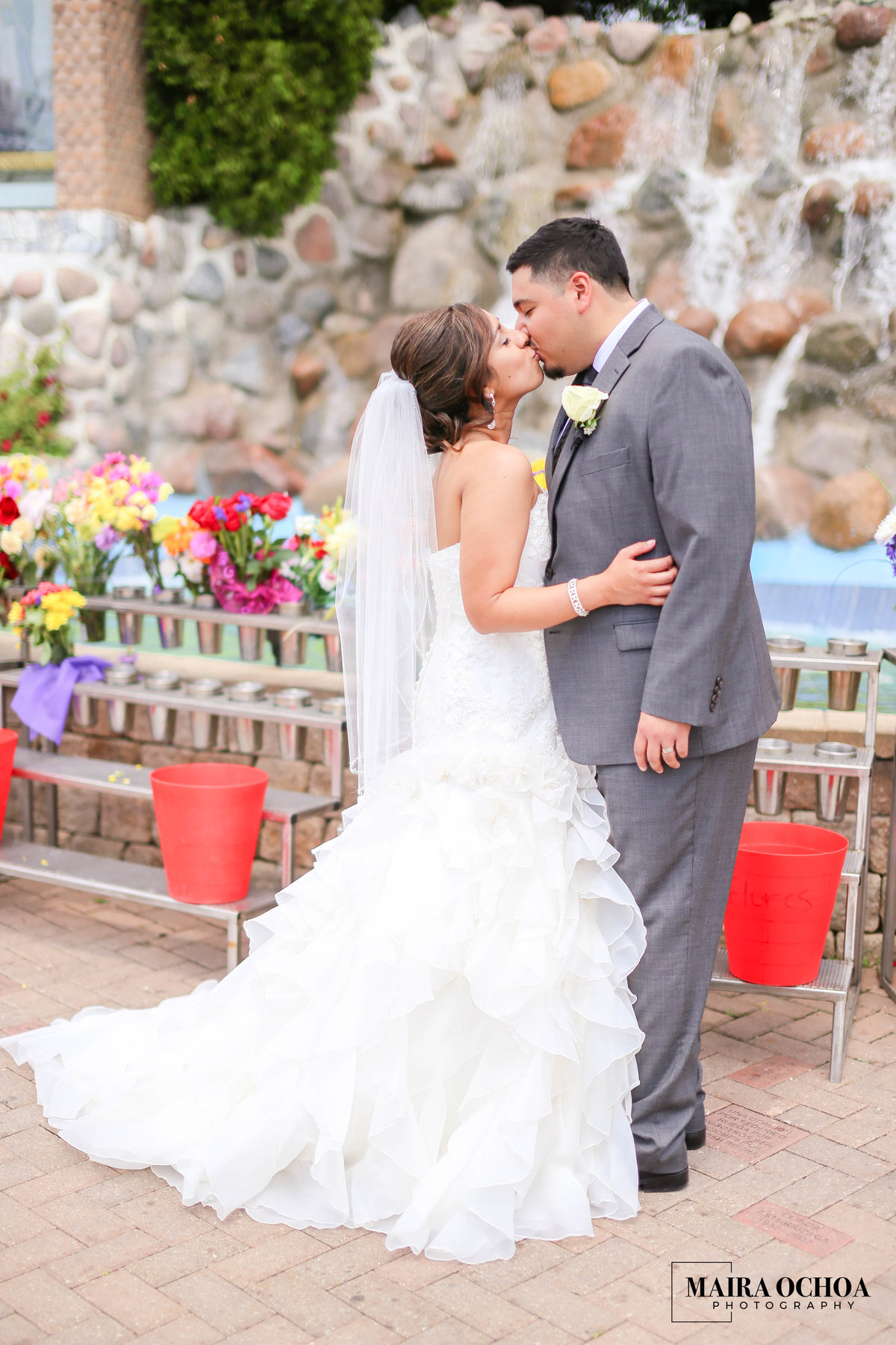 Weding at the Shrine of Our Lady of Guadalupe, Des Plaines, IL Maira Ochoa Photography-3