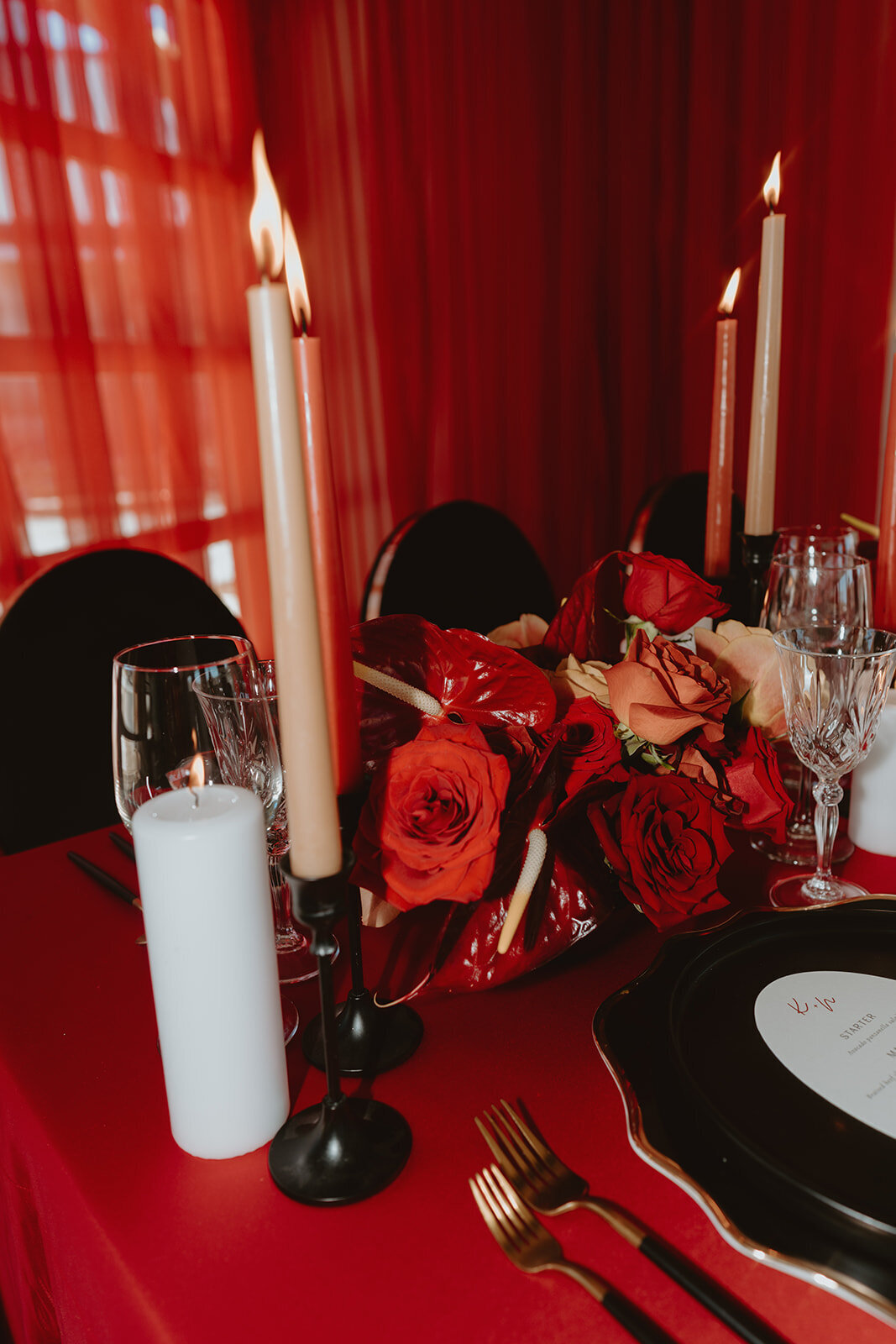 Danielle-Aisling-Destination_Wedding_Photographer_Avant_Garde_Evening_Wedding-25_websize