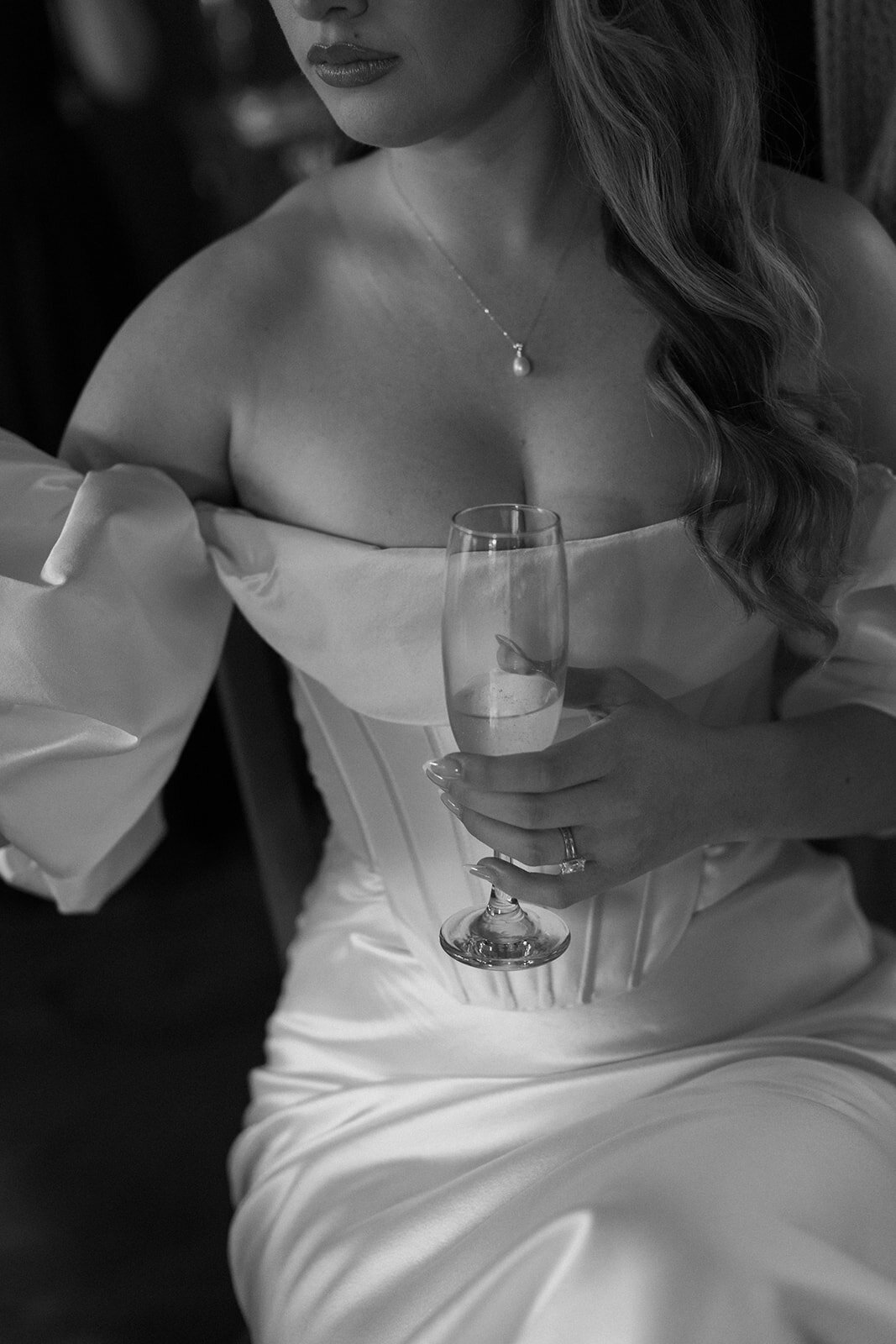 bridal-dress-details-vancouver-destination-wedding-thegodards
