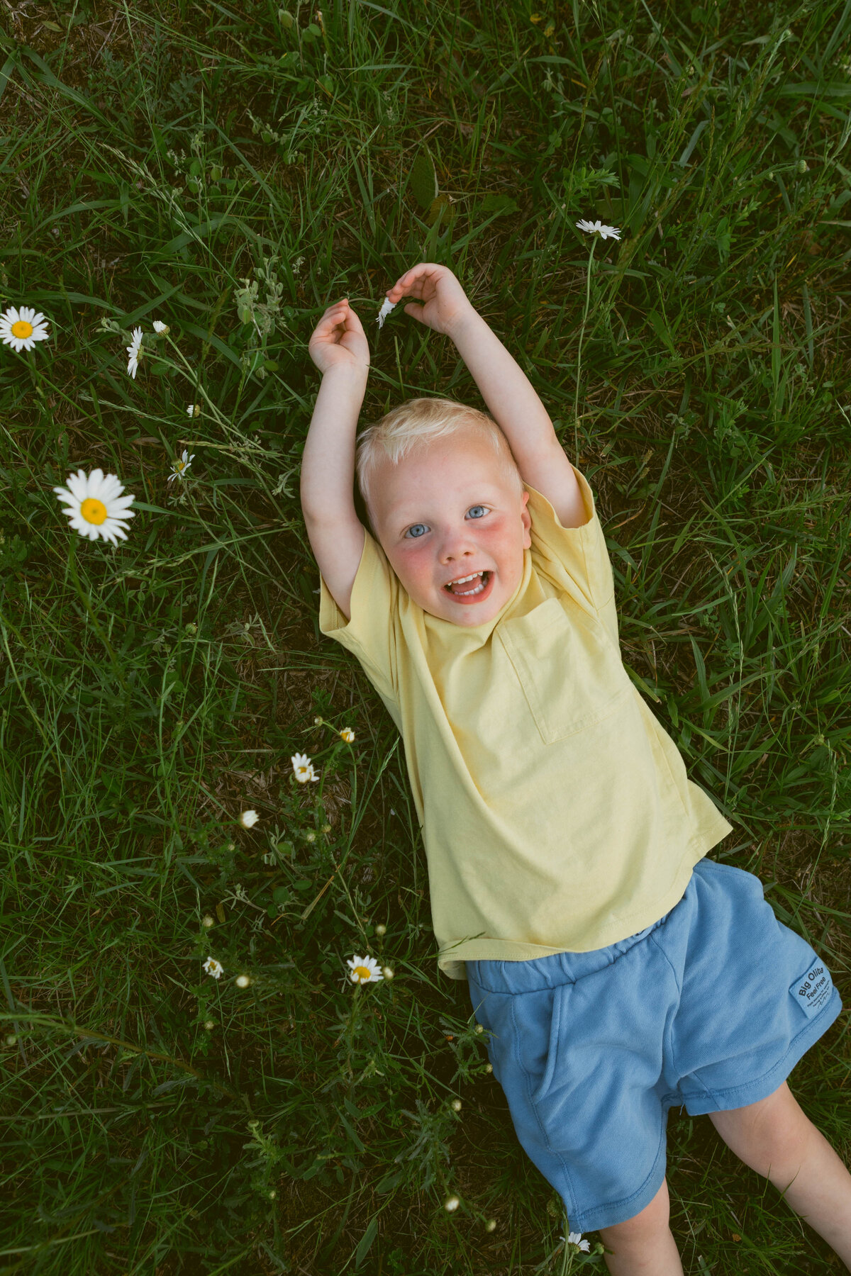 In-Home-Family-Session-With-The-Shultzes230514--0173