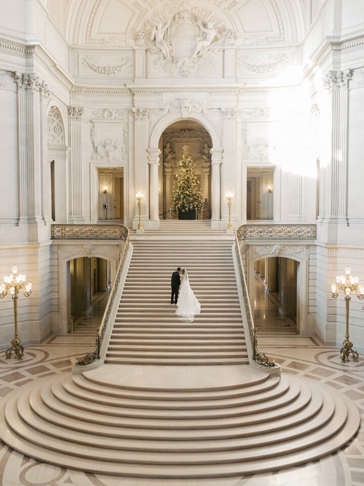 san-francisco-city-hall-wedding-photographer-L+J-1-3