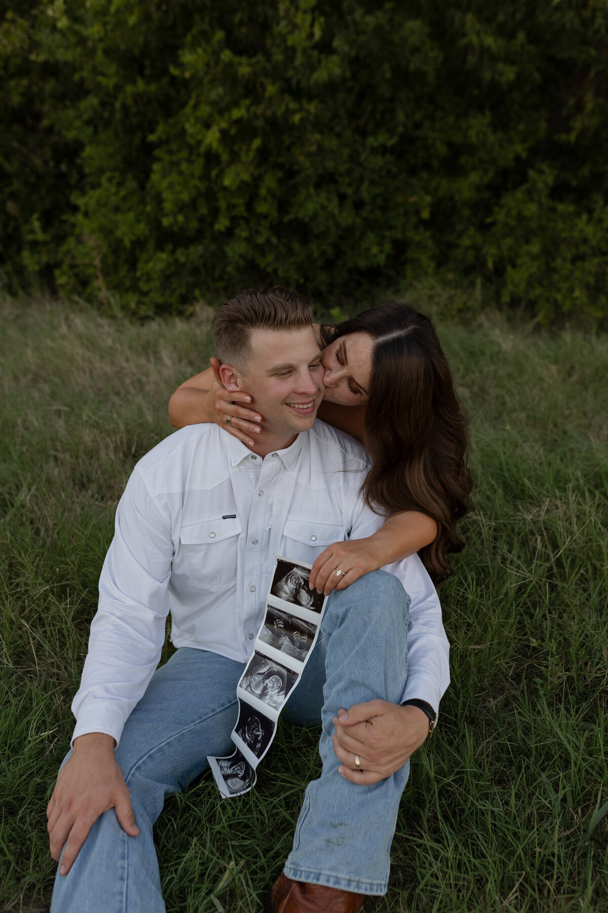 PregnancyAnnouncementPhotosOklahomaFieldPhotosBloomingEemaPhotography-2167