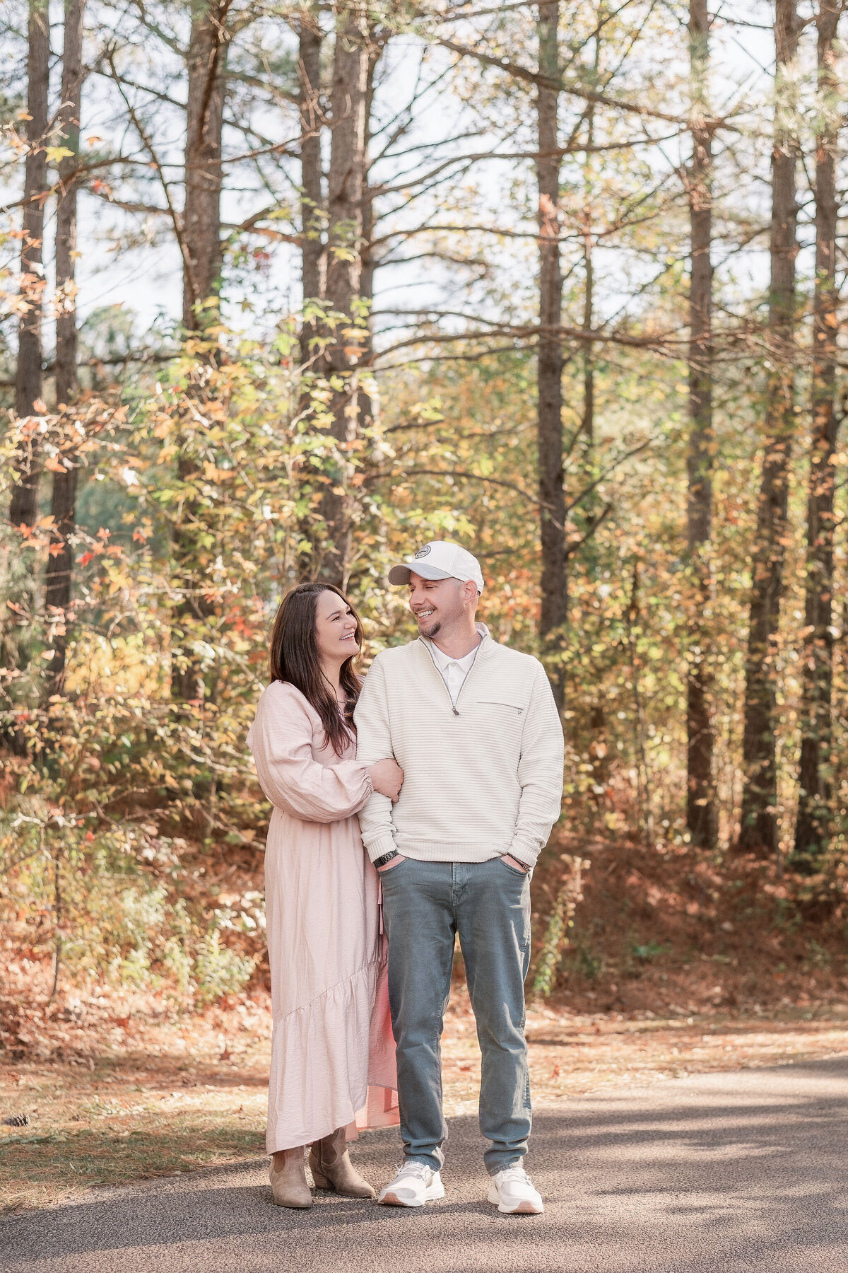 sweet-moment-family-photo-fall-pennsylvania
