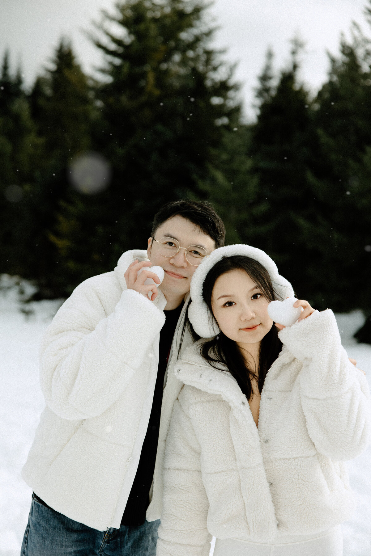20240203 Danniya Shawn Bao Snow-162R2