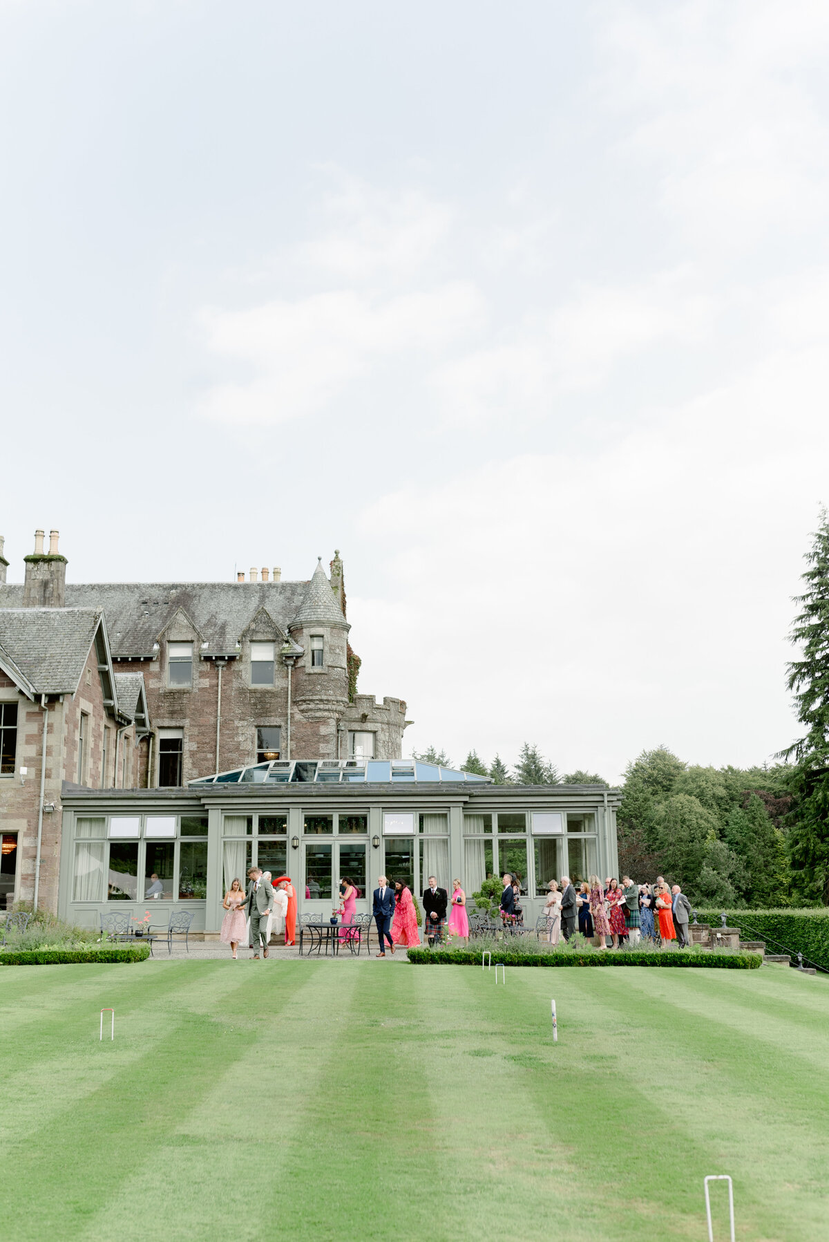 Elegant summer wedding at Cromlix House, captured by destination wedding photographer in Scotland.